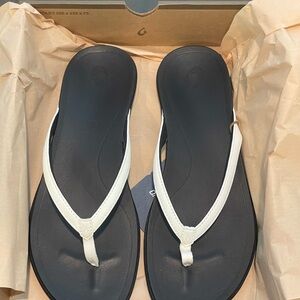 OluKai Women's Ho'opio Sandals